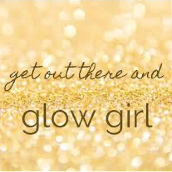 ☀️LIVE NOTIFICATION☀️ My Closet Items Only 🩵🩵🩵 - Picture 2 of 3